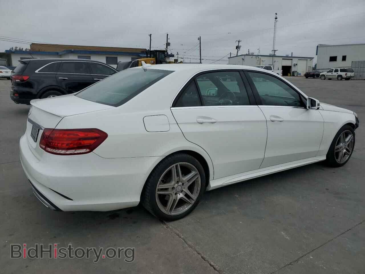 2014 MERCEDES-BENZ E-CLASS - VIN: WDDHF5KB8EA819519 - Photo 3