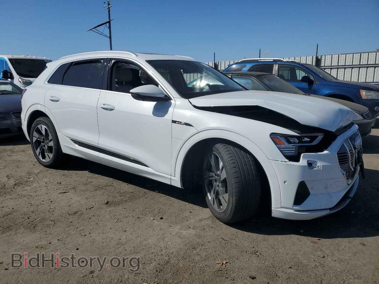 2021 AUDI E-TRON - VIN: WA1LAAGE9MB039577 - Фото 4