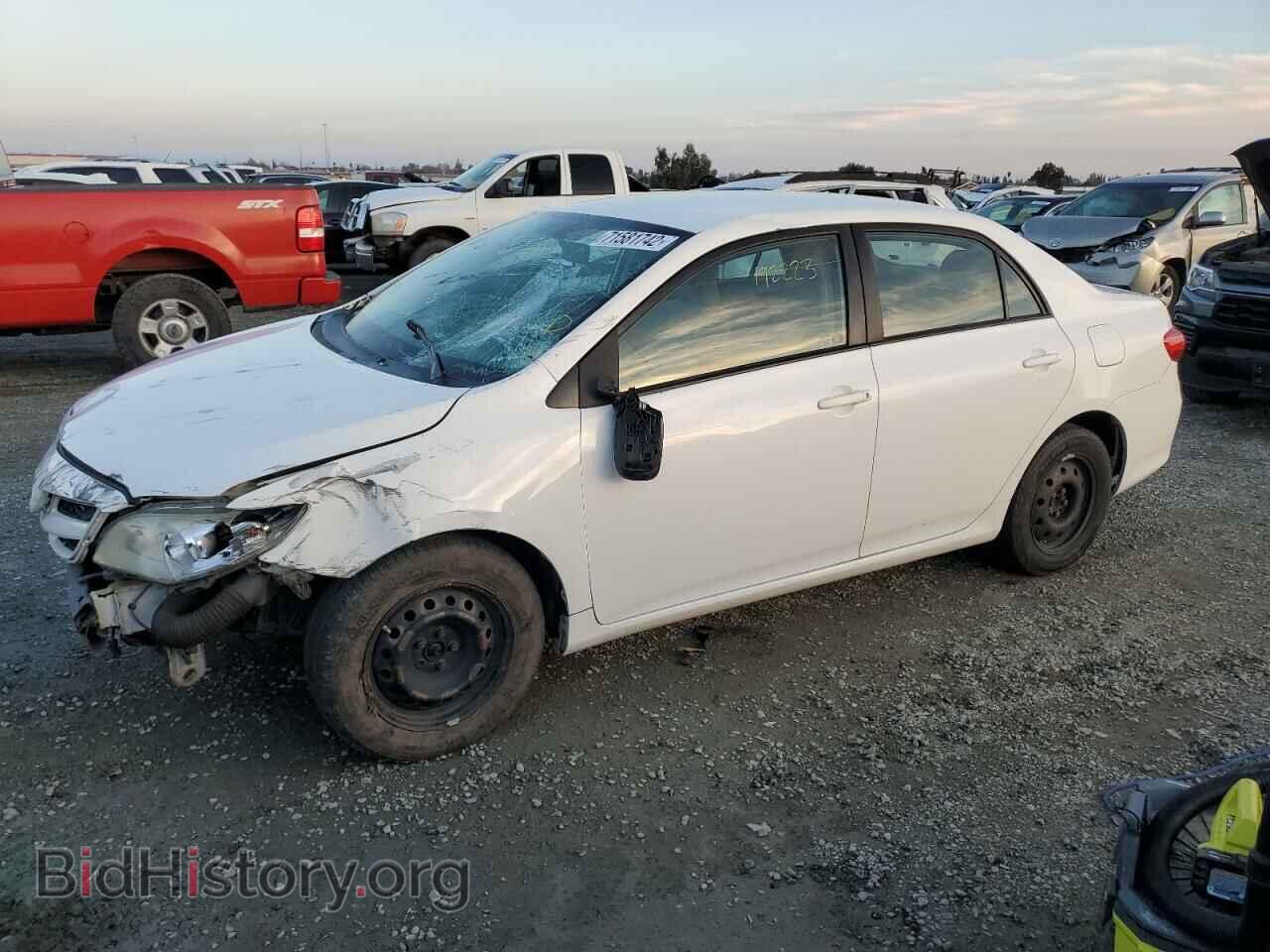 Photo JTDBU4EEXB9131850 - TOYOTA COROLLA 2011