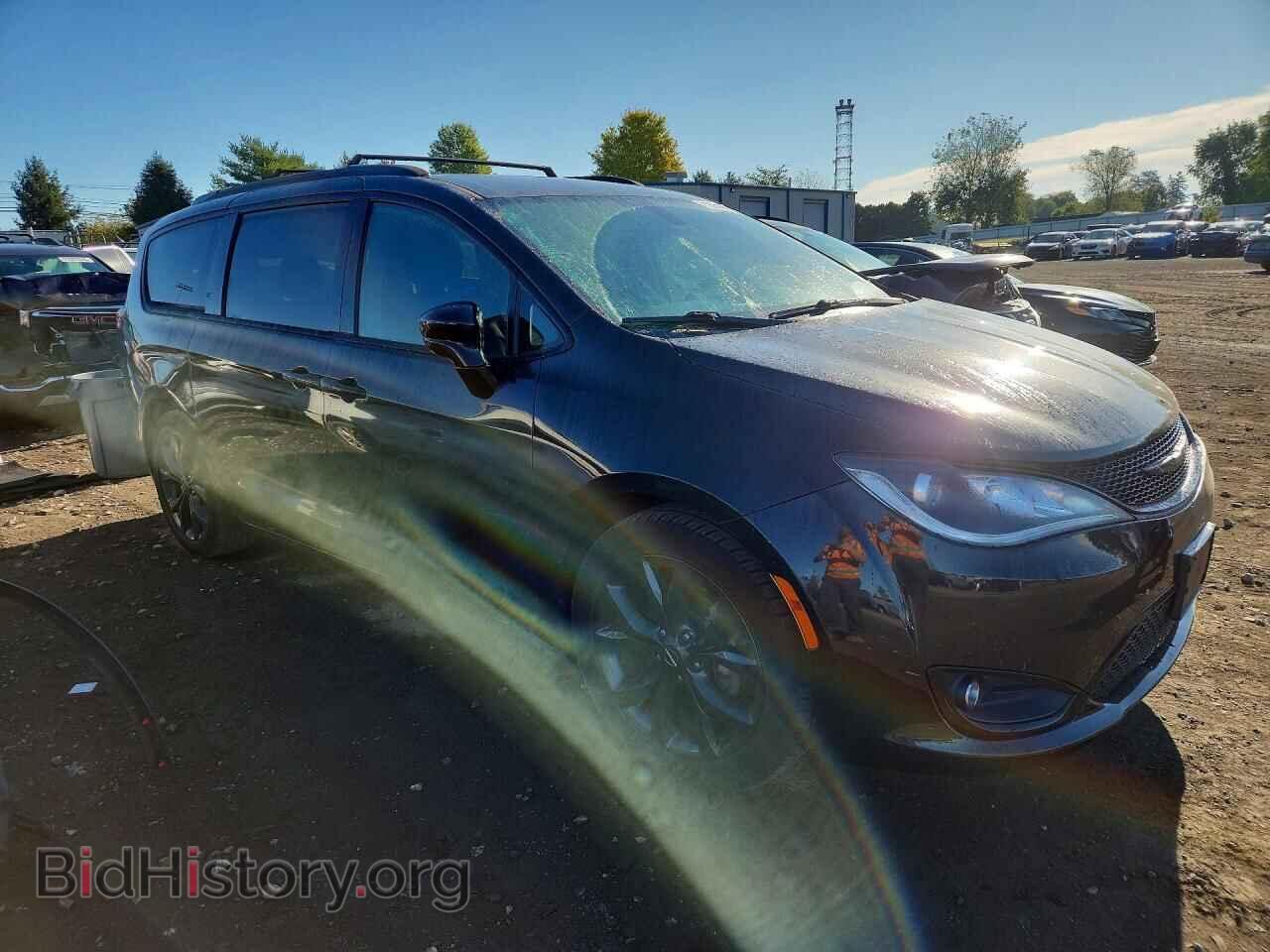 2019 Chrysler PACIFICA (VIN 2C4RC1FG0KR574650) — photo 4 of 15