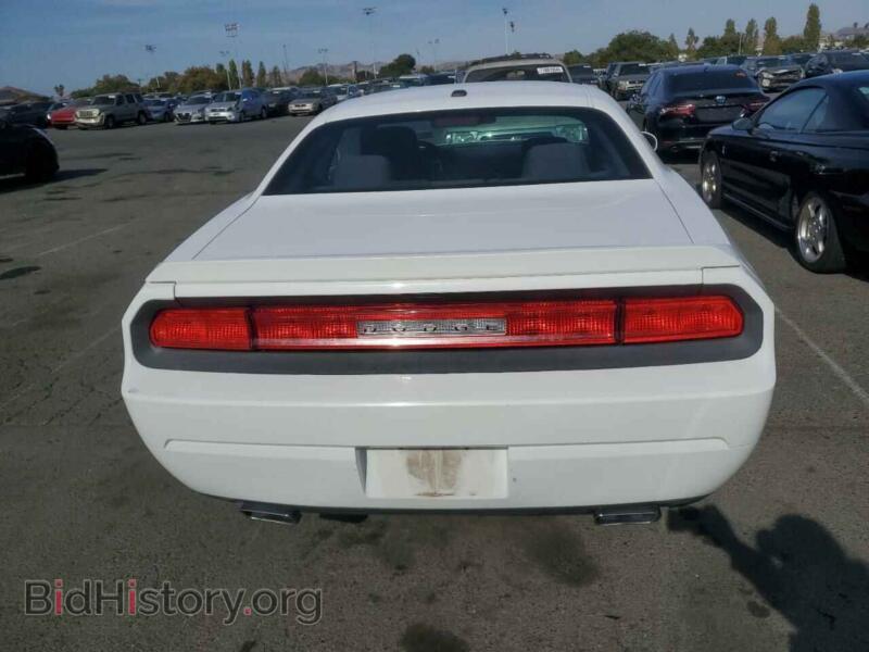 2014 Dodge CHALLENGER (VIN 2C3CDYBTXEH302801) — фото 6 из 13
