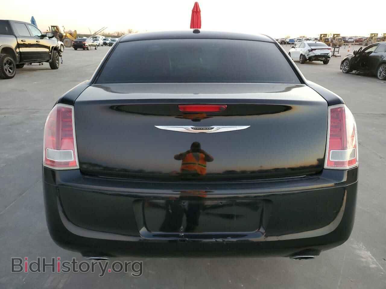 2012 CHRYSLER 300 - VIN: 2C3CCABG7CH253230 - Фото 6