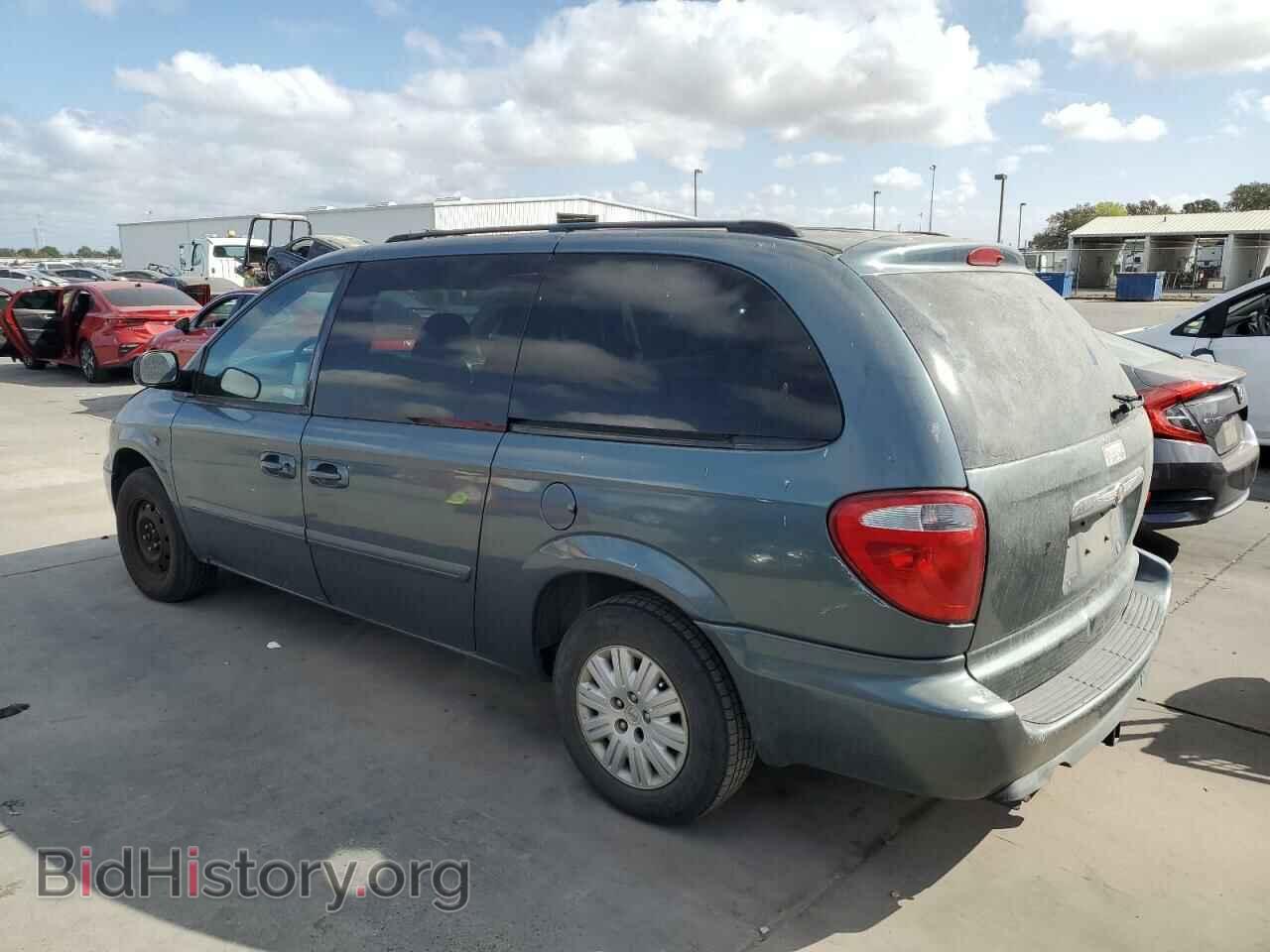 2006 CHRYSLER MINIVAN - VIN: 2A4GP44R16R880743 - Фото 2