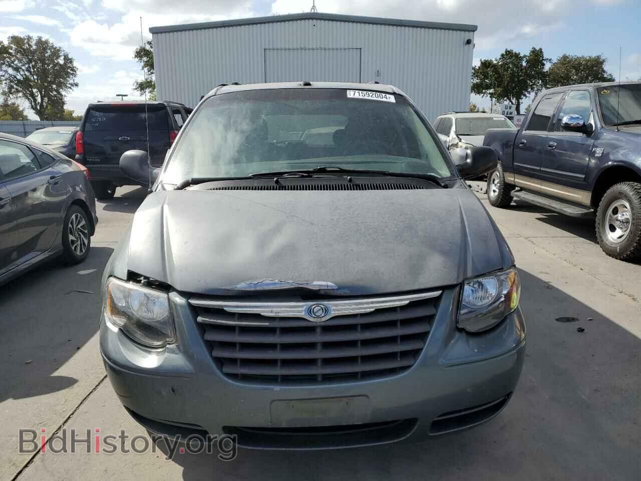 2006 CHRYSLER MINIVAN - VIN: 2A4GP44R16R880743 - Фото 5