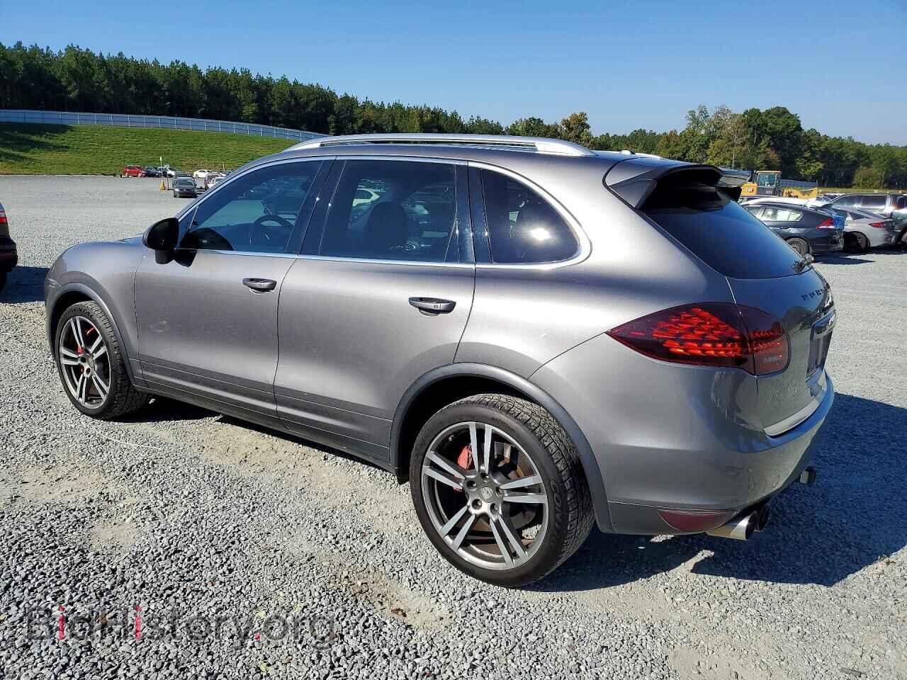2011 PORSCHE CAYENNE - VIN: WP1AC2A2XBLA87106 - Photo 2