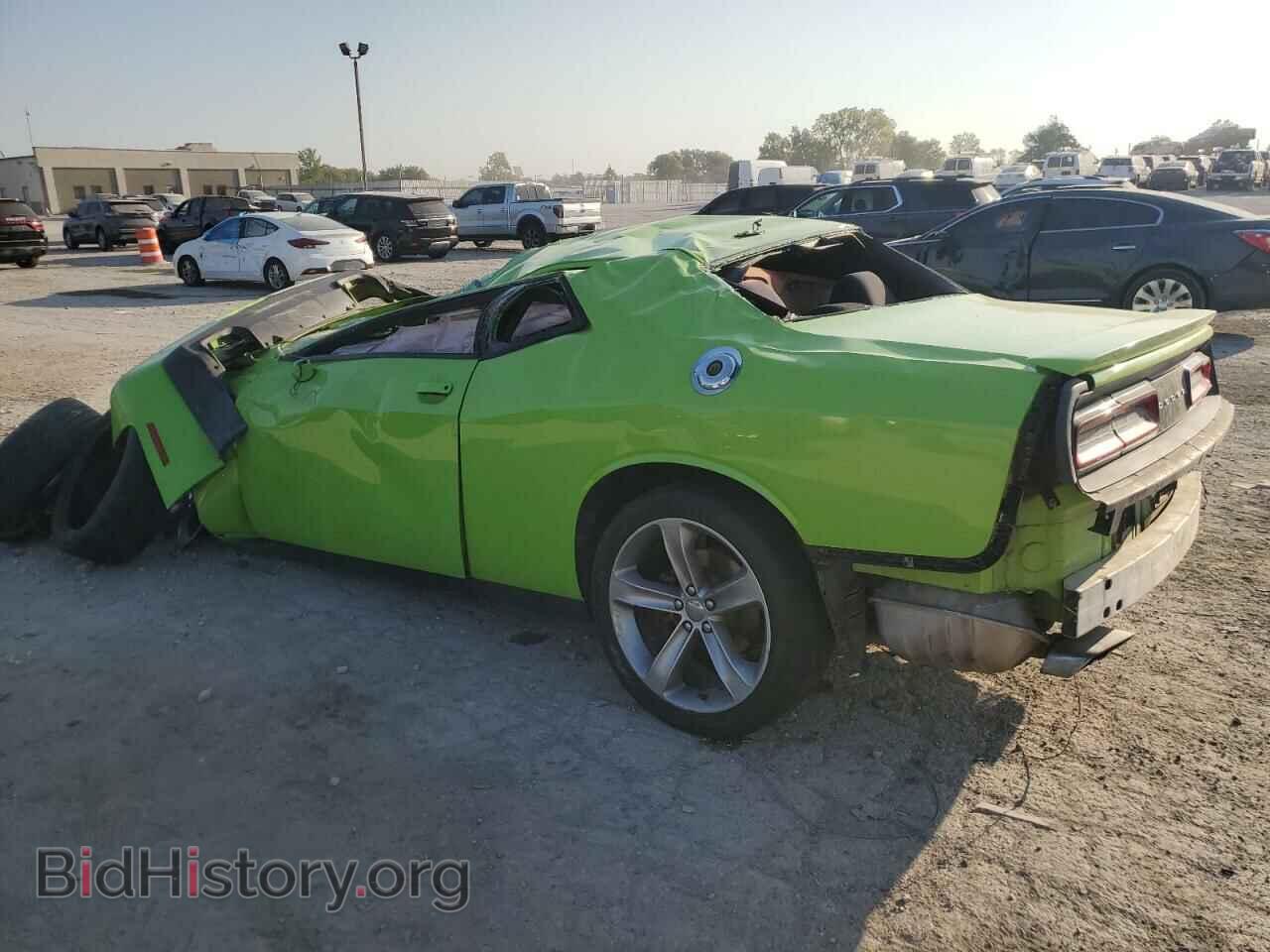 2015 DODGE CHALLENGER - VIN: 2C3CDZAT8FH710559 - Фото 2