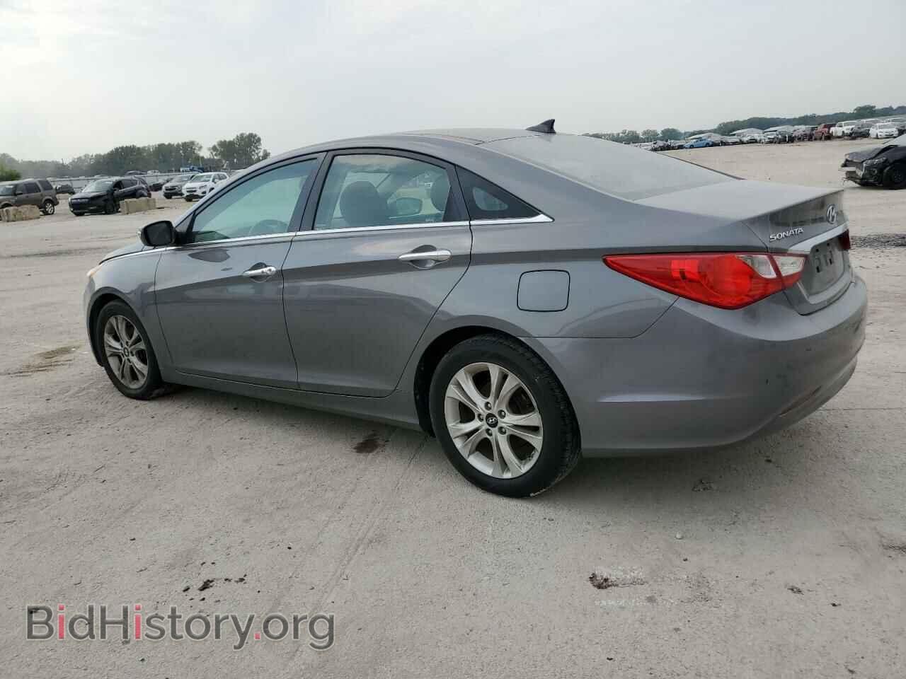 2013 HYUNDAI SONATA - VIN: 5NPEC4AC0DH596054 - Фото 2