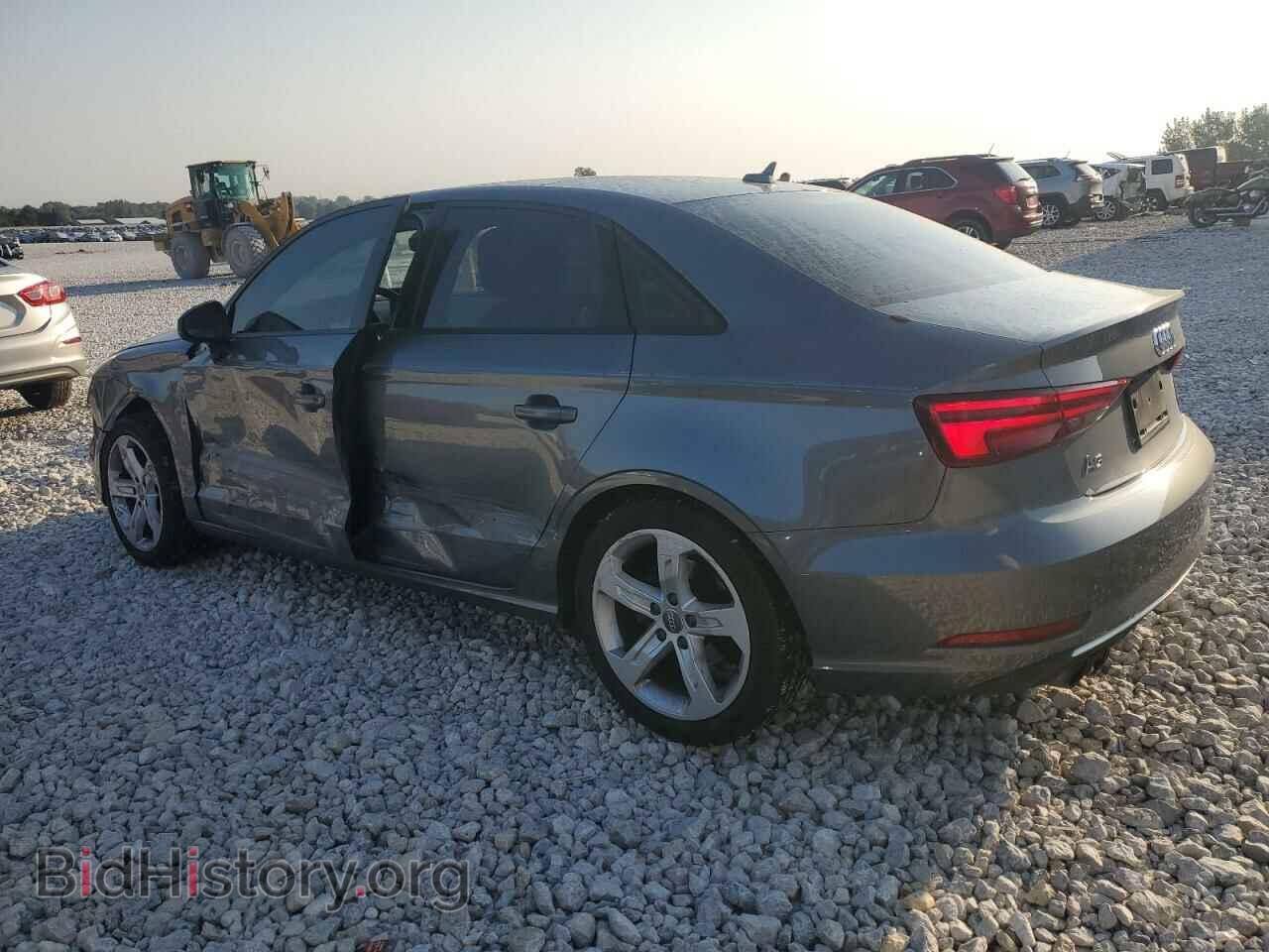 2017 AUDI A3 - VIN: WAUAUGFF0H1047531 - Фото 2