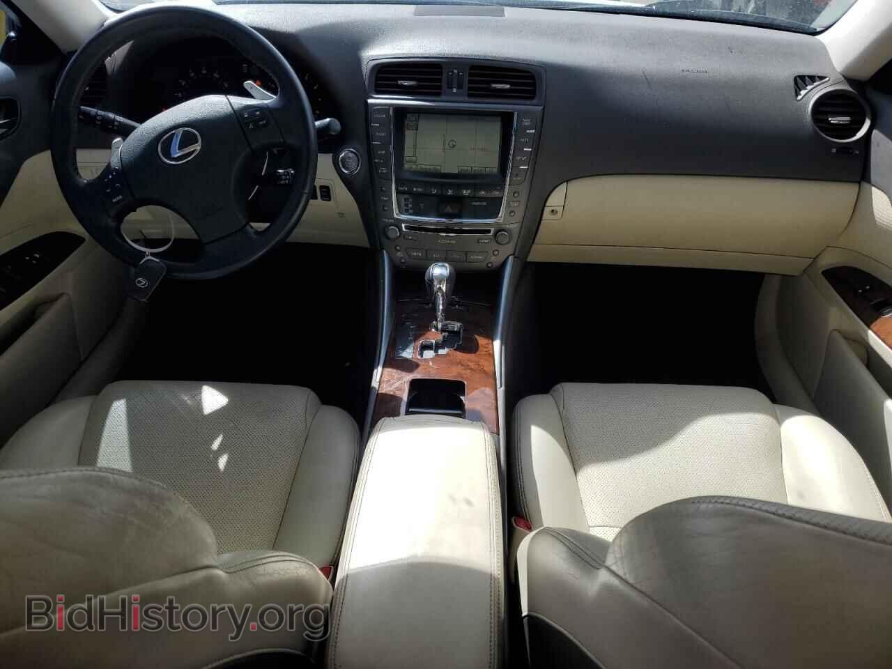 2010 LEXUS IS - VIN: JTHBF5C22A2097031 - Photo 8