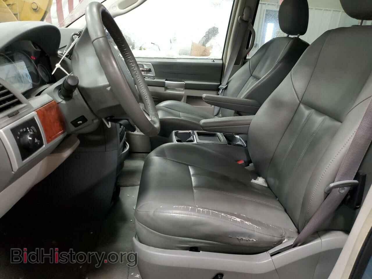 2008 CHRYSLER MINIVAN - VIN: 2A8HR54P78R843703 - Фото 7
