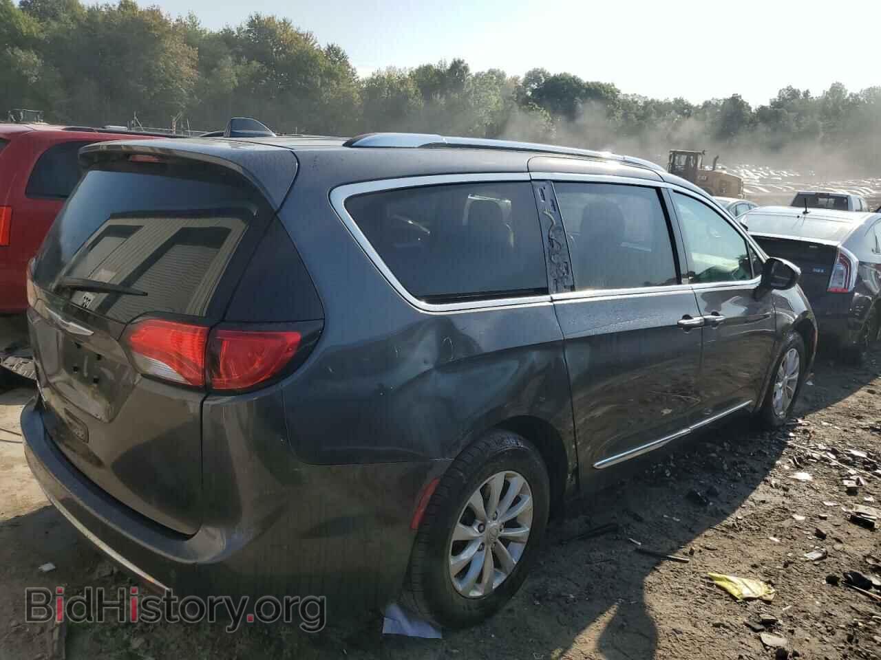 2018 CHRYSLER PACIFICA - VIN: 2C4RC1BG5JR322641 - Фото 3