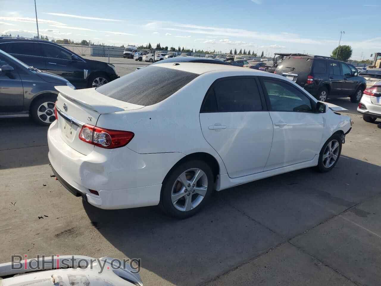 2011 TOYOTA COROLLA - VIN: 2T1BU4EE5BC633675 - Фото 3