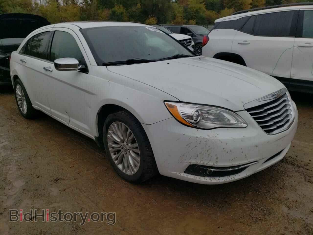 2011 CHRYSLER 200 - VIN: 1C3BC2FB5BN581347 - Фото 4