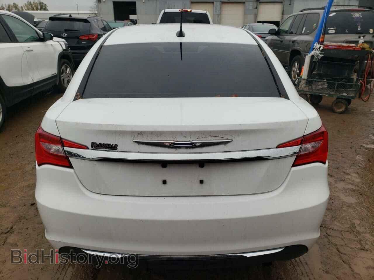 2011 CHRYSLER 200 - VIN: 1C3BC2FB5BN581347 - Фото 6