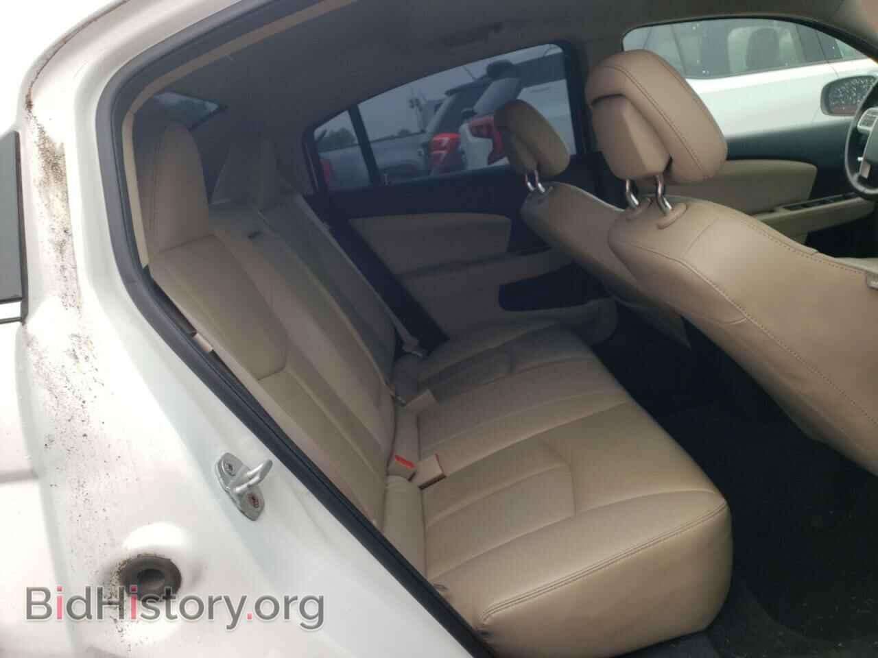 2011 CHRYSLER 200 - VIN: 1C3BC2FB5BN581347 - Фото 10