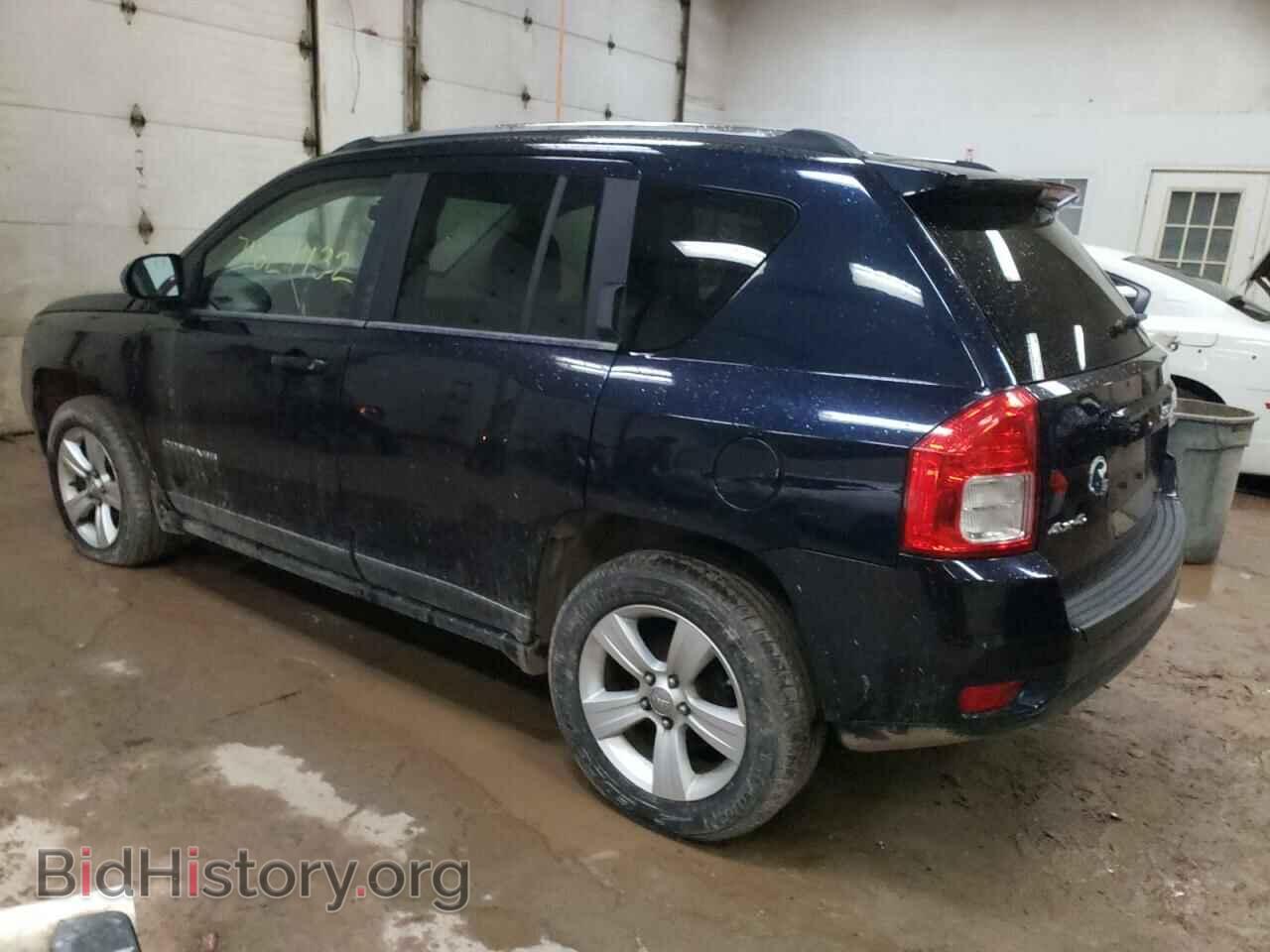 2011 JEEP COMPASS - VIN: 1J4NF1FB3BD188831 - Photo 2