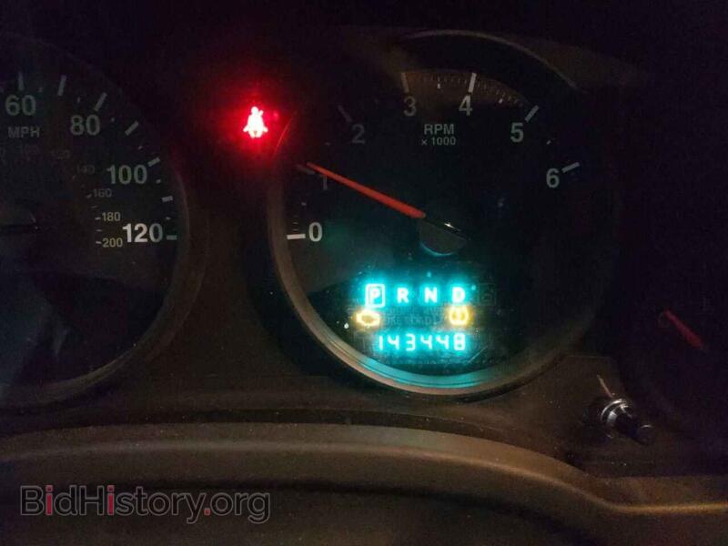 2011 Jeep COMPASS (VIN 1J4NF1FB3BD188831) — photo 9 of 13