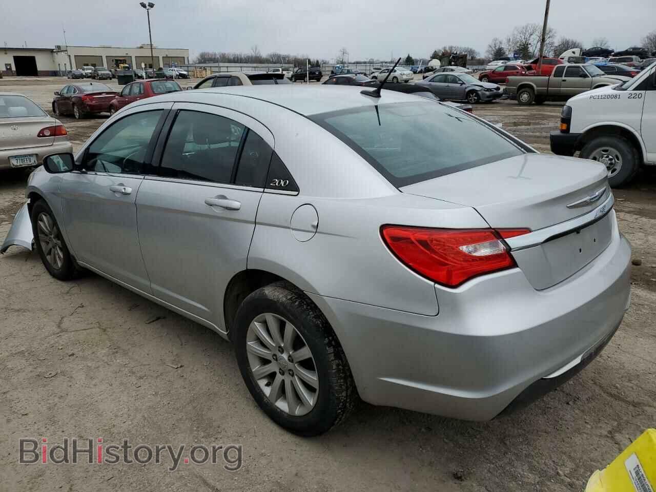 2012 CHRYSLER 200 - VIN: 1C3CCBBB6CN175637 - Фото 2