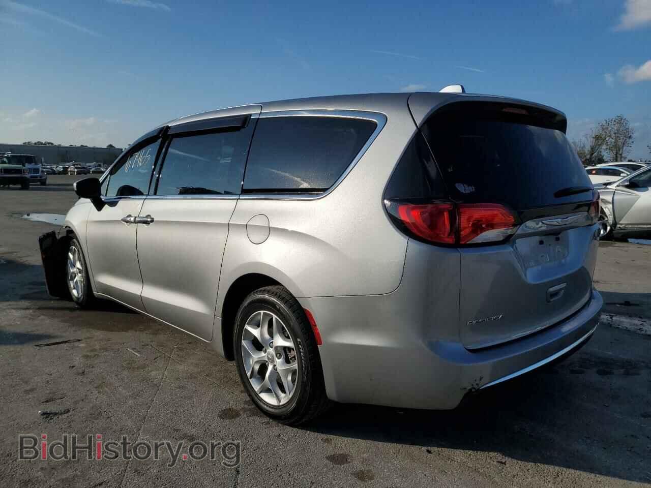 2017 CHRYSLER PACIFICA - VIN: 2C4RC1BG3HR823828 - Photo 2