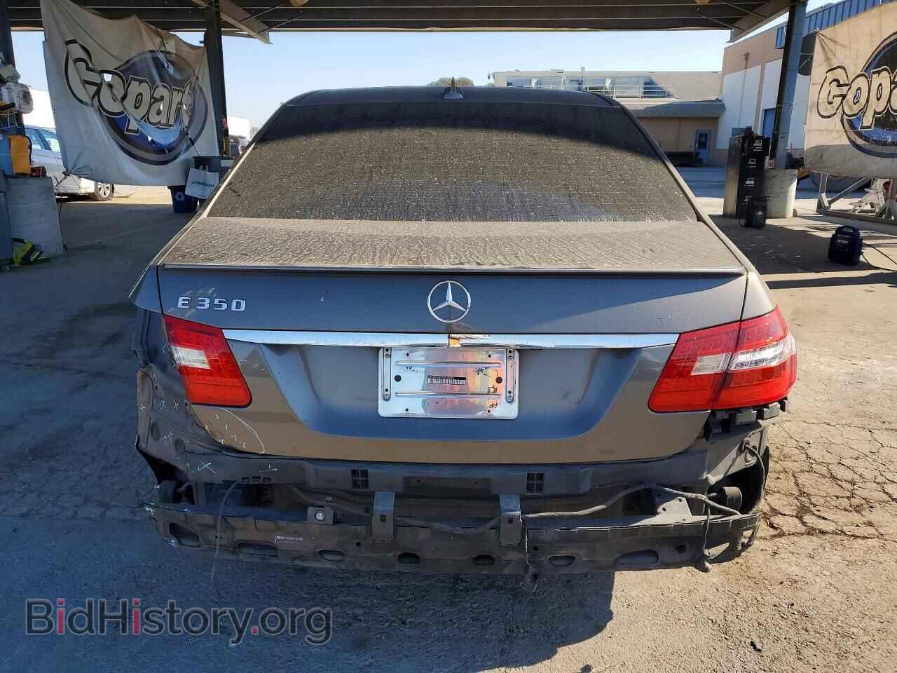 2012 Mercedes-Benz E-CLASS (VIN WDDHF5KBXCA534334) — photo 6 of 13