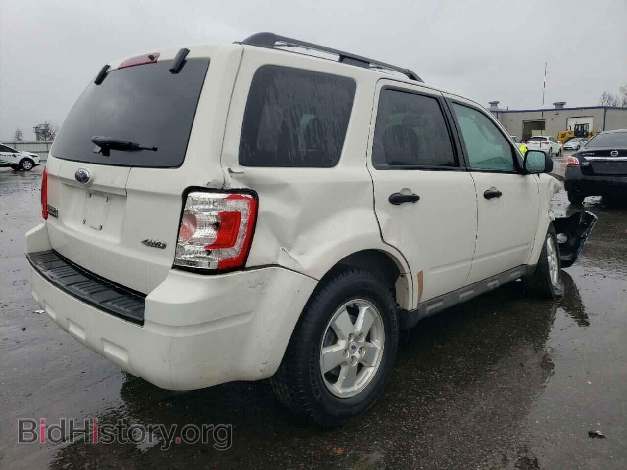 2009 FORD ESCAPE - VIN: 1FMCU93729KA81109 - Фото 3