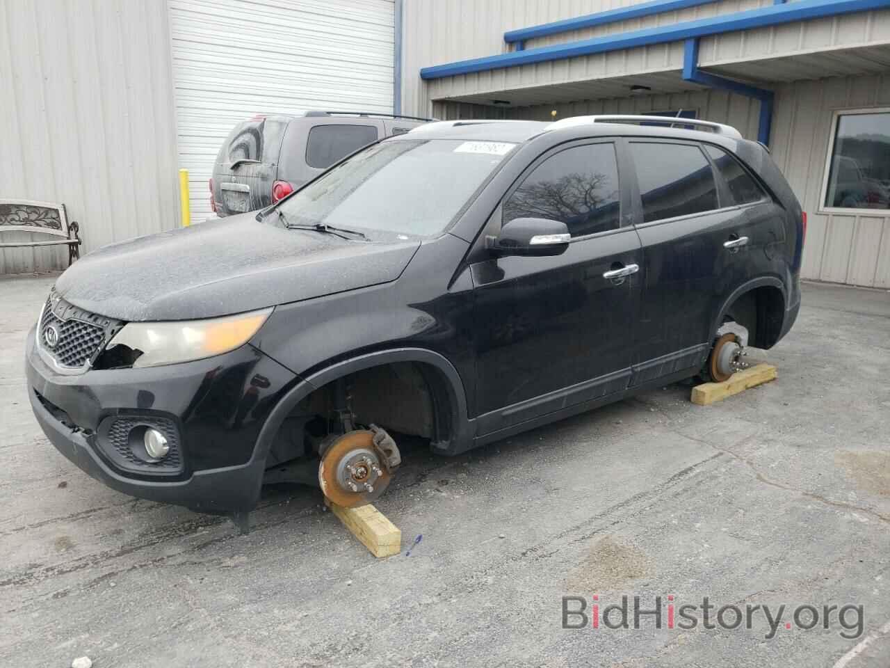 Photo 5XYKU3A12BG101964 - KIA SORENTO 2011