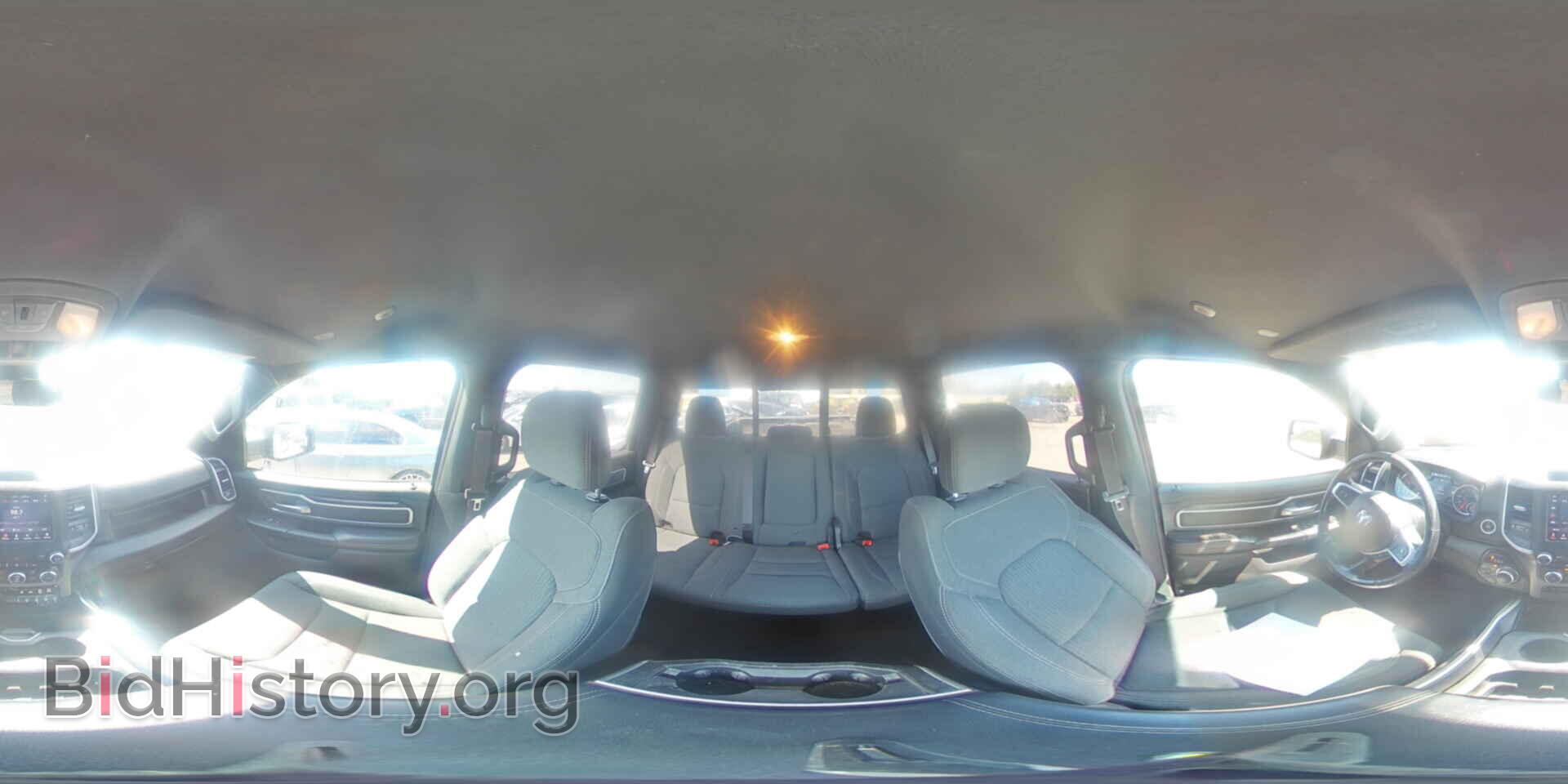 2020 RAM 1500 - VIN: 1C6SRFFT1LN328741 - Фото 14