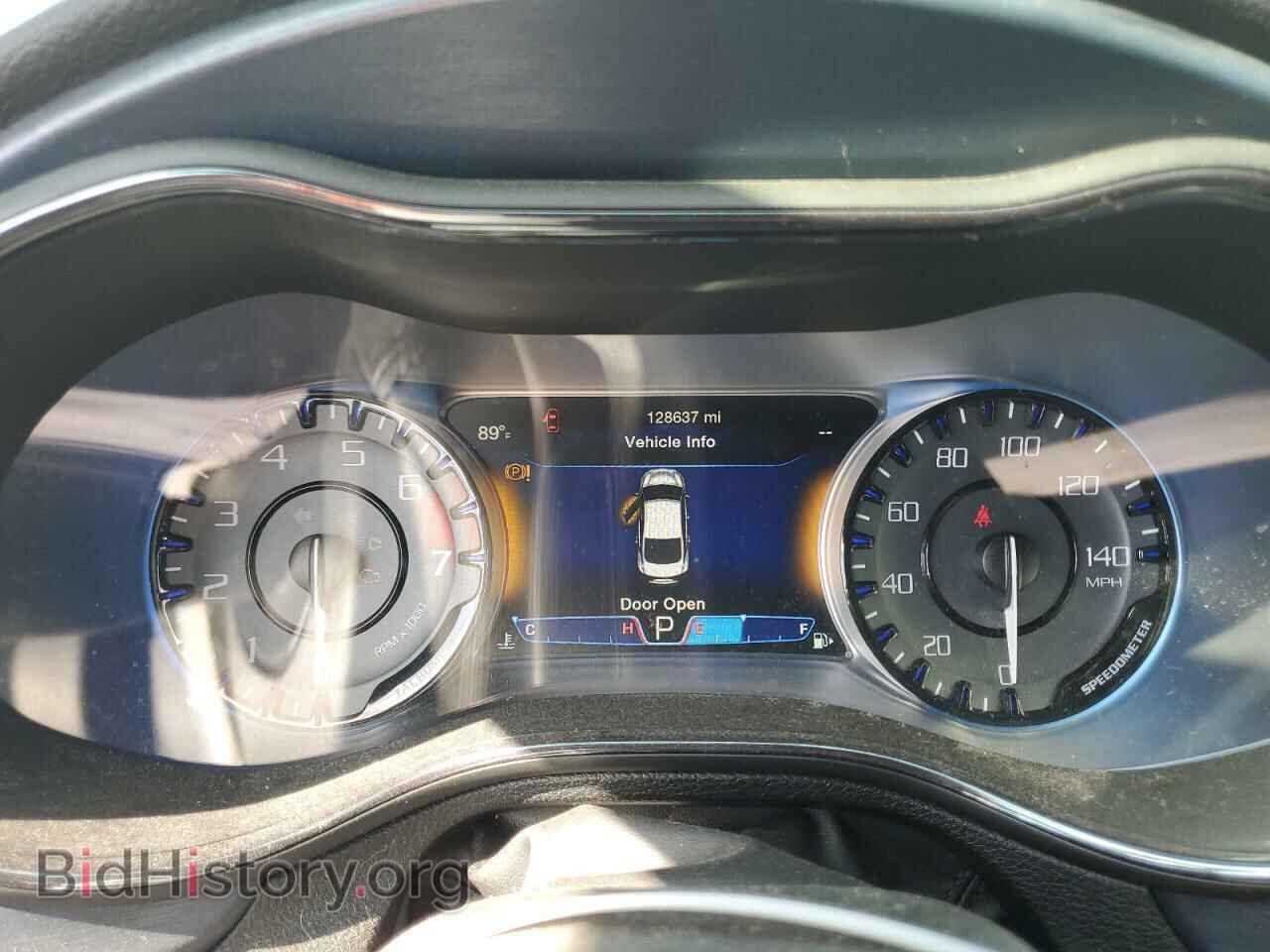 2015 CHRYSLER 200 - VIN: 1C3CCCBB1FN731850 - Фото 9