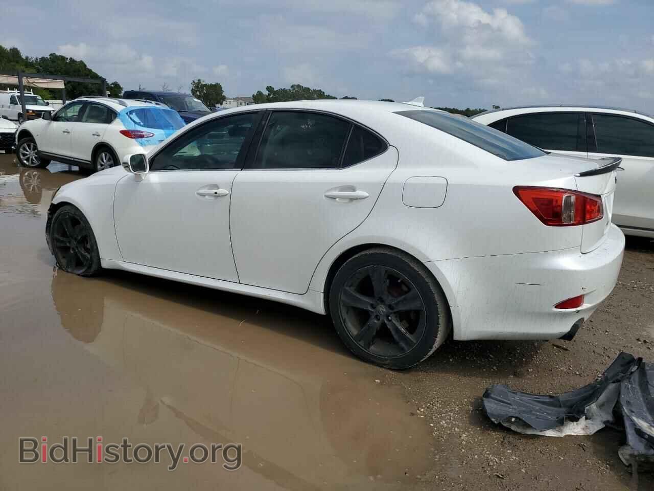 2011 LEXUS IS - VIN: JTHBF5C21B5148888 - Фото 2