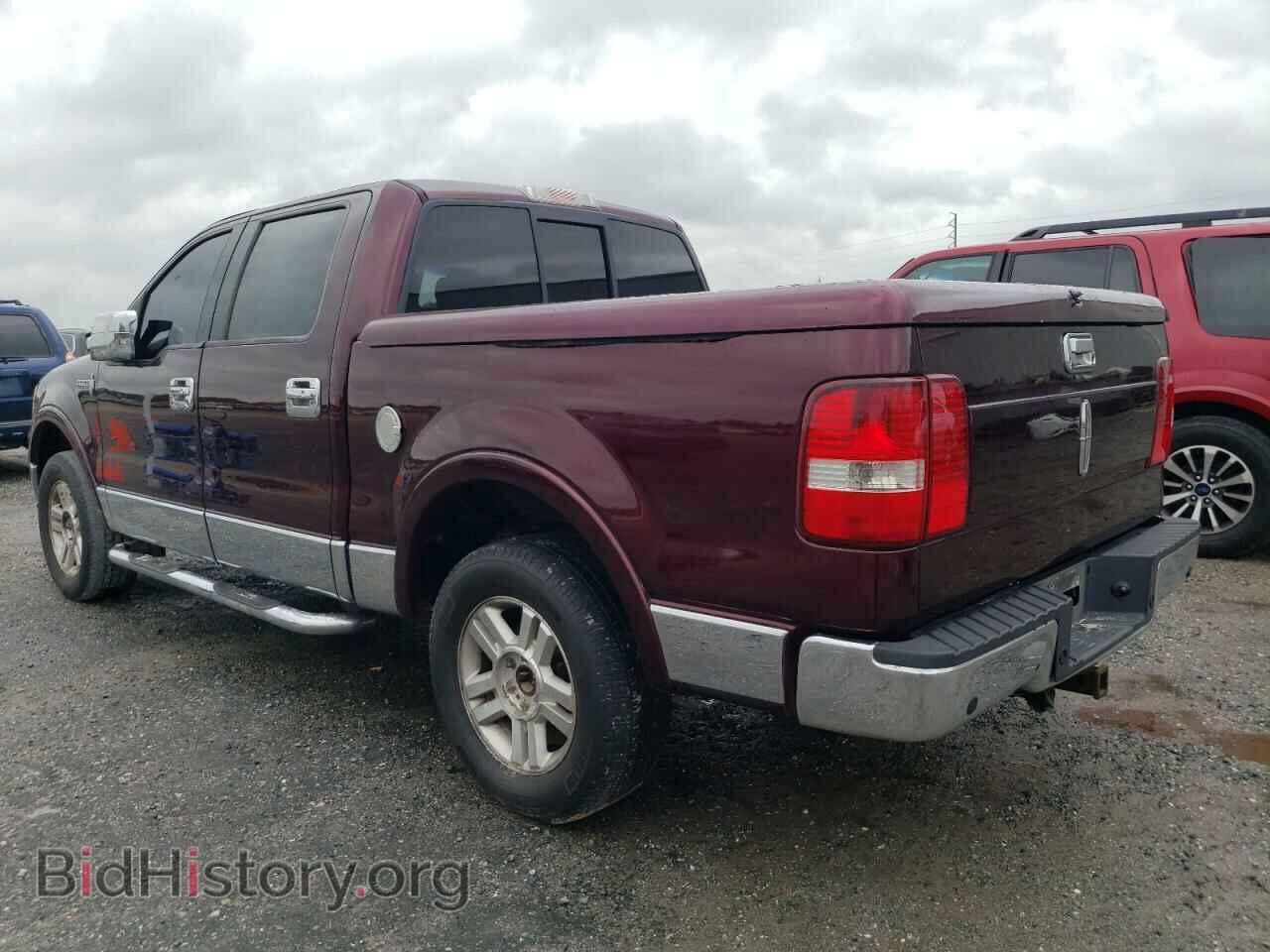 2006 LINCOLN MARK LT - VIN: 5LTPW16596FJ06195 - Photo 2