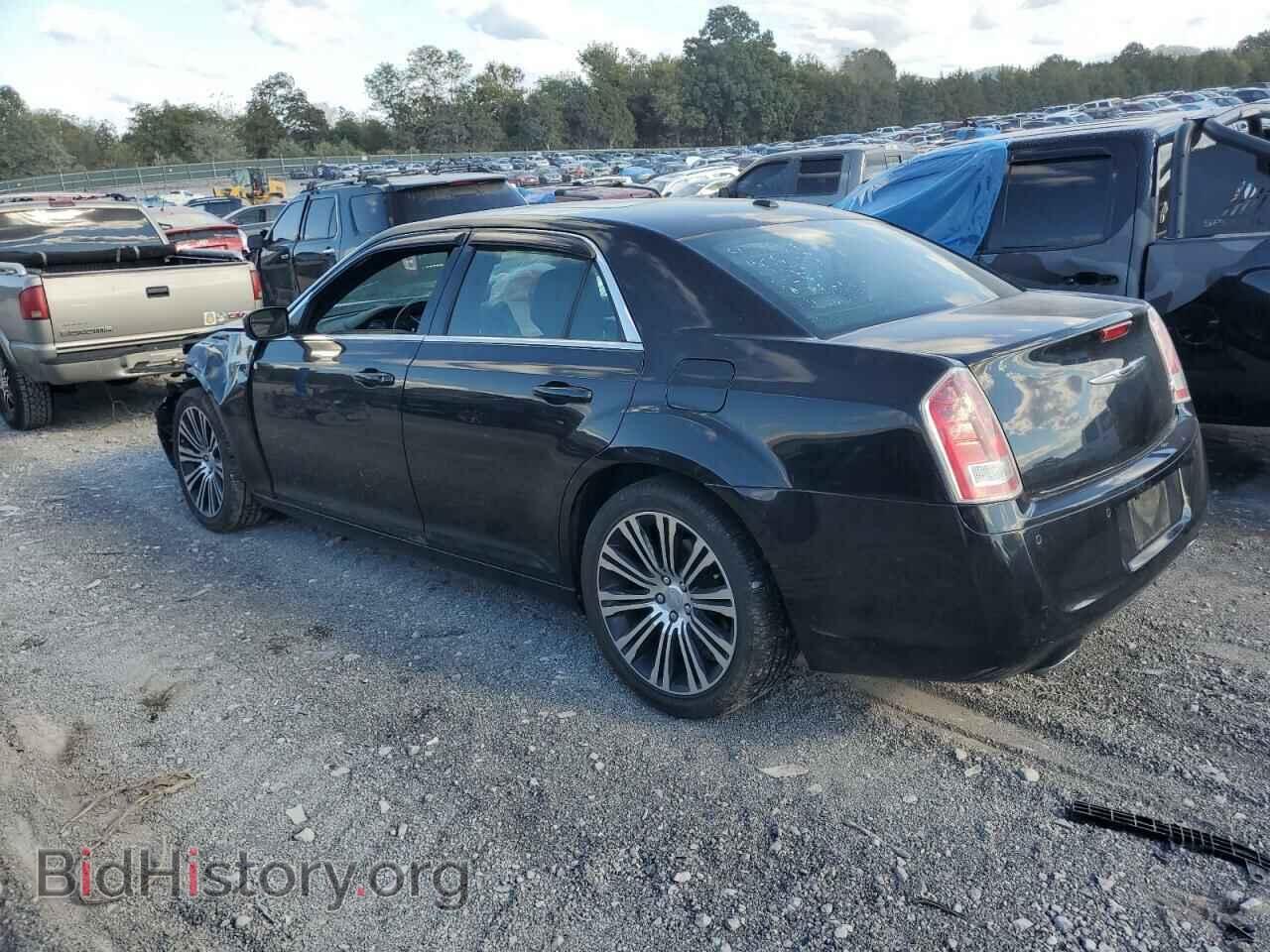 2014 CHRYSLER 300 - VIN: 2C3CCABGXEH159913 - Фото 2