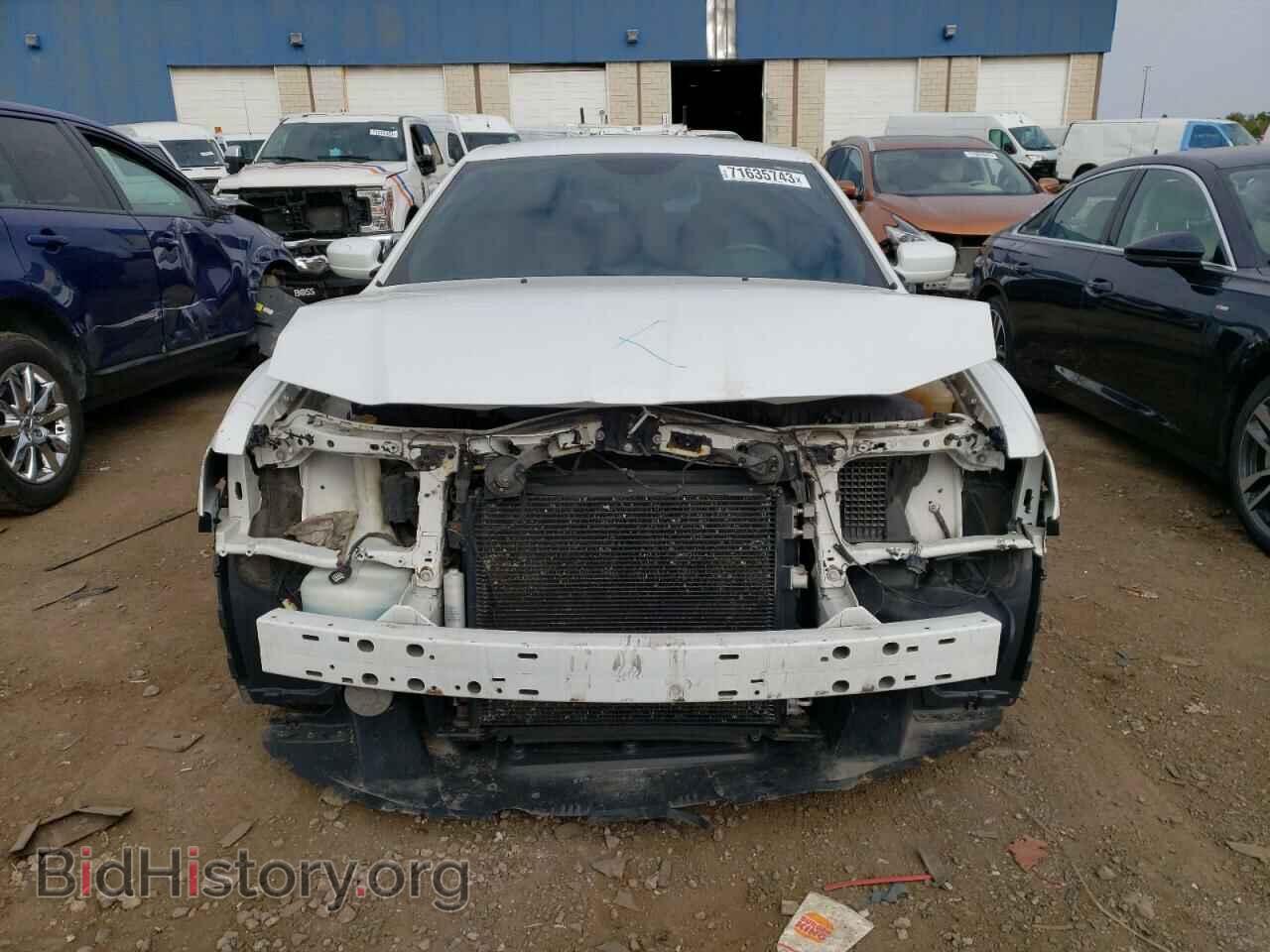 2014 CHRYSLER 300 - VIN: 2C3CCAAG8EH128158 - Фото 5