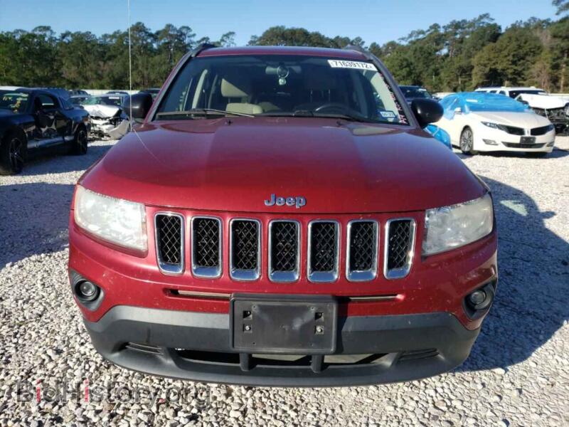 2011 Jeep COMPASS (VIN 1J4NT1FA5BD170461) — photo 5 of 12