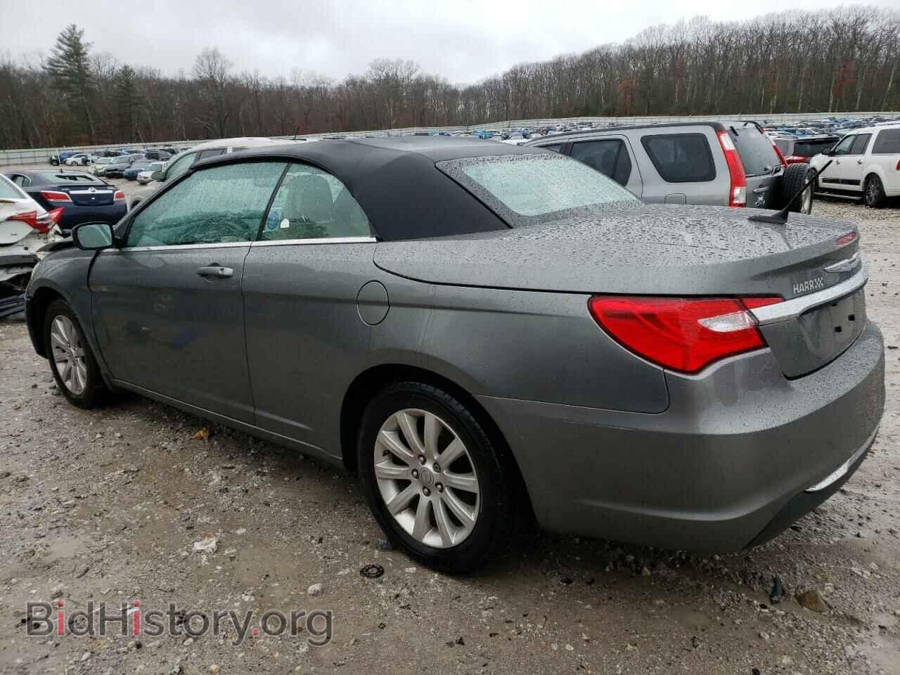 2013 CHRYSLER 200 - VIN: 1C3BCBEBXDN526686 - Фото 2