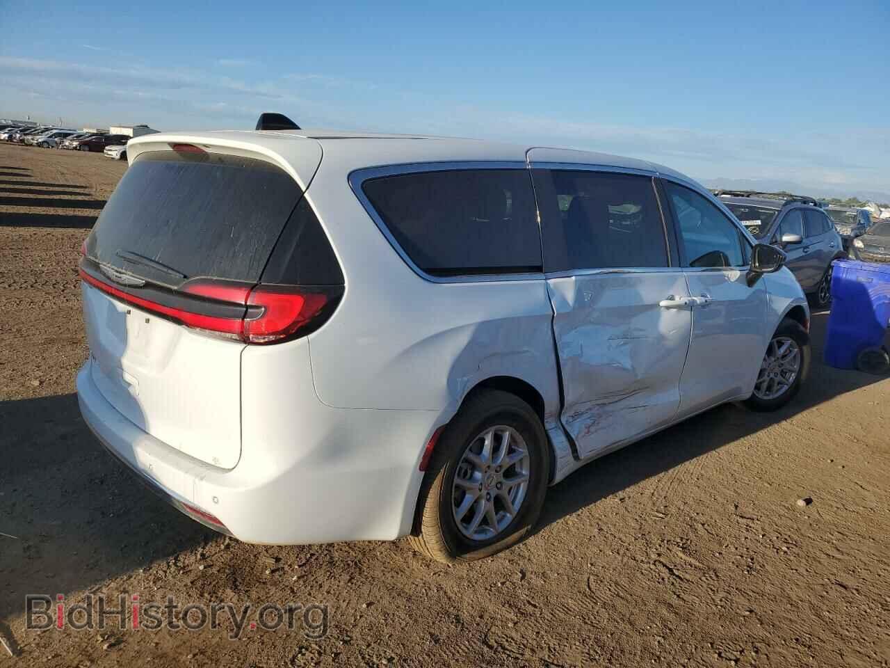 2024 CHRYSLER PACIFICA - VIN: 2C4RC1BG1RR117586 - Фото 3