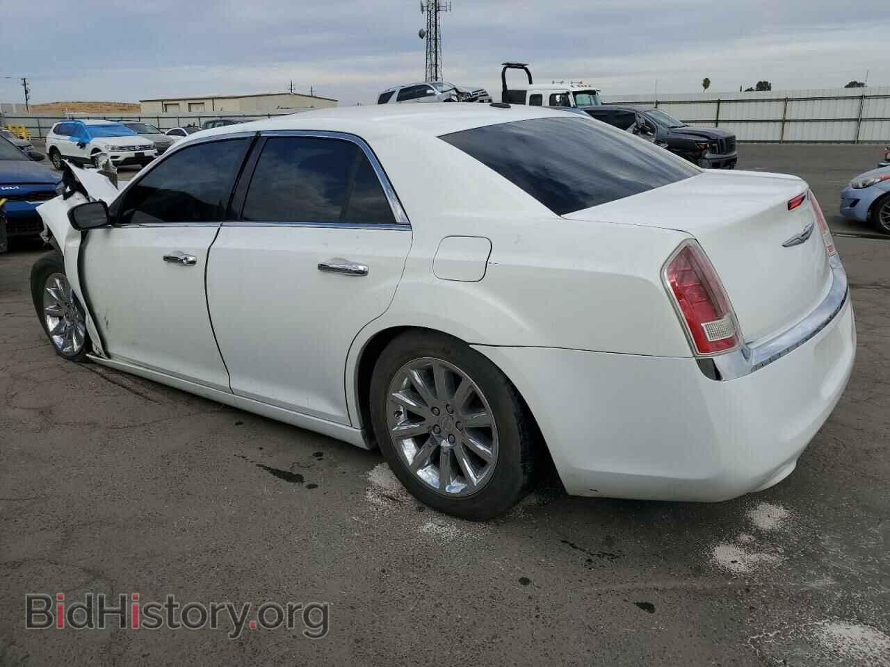 2012 CHRYSLER 300 - VIN: 2C3CCACG5CH166893 - Фото 2