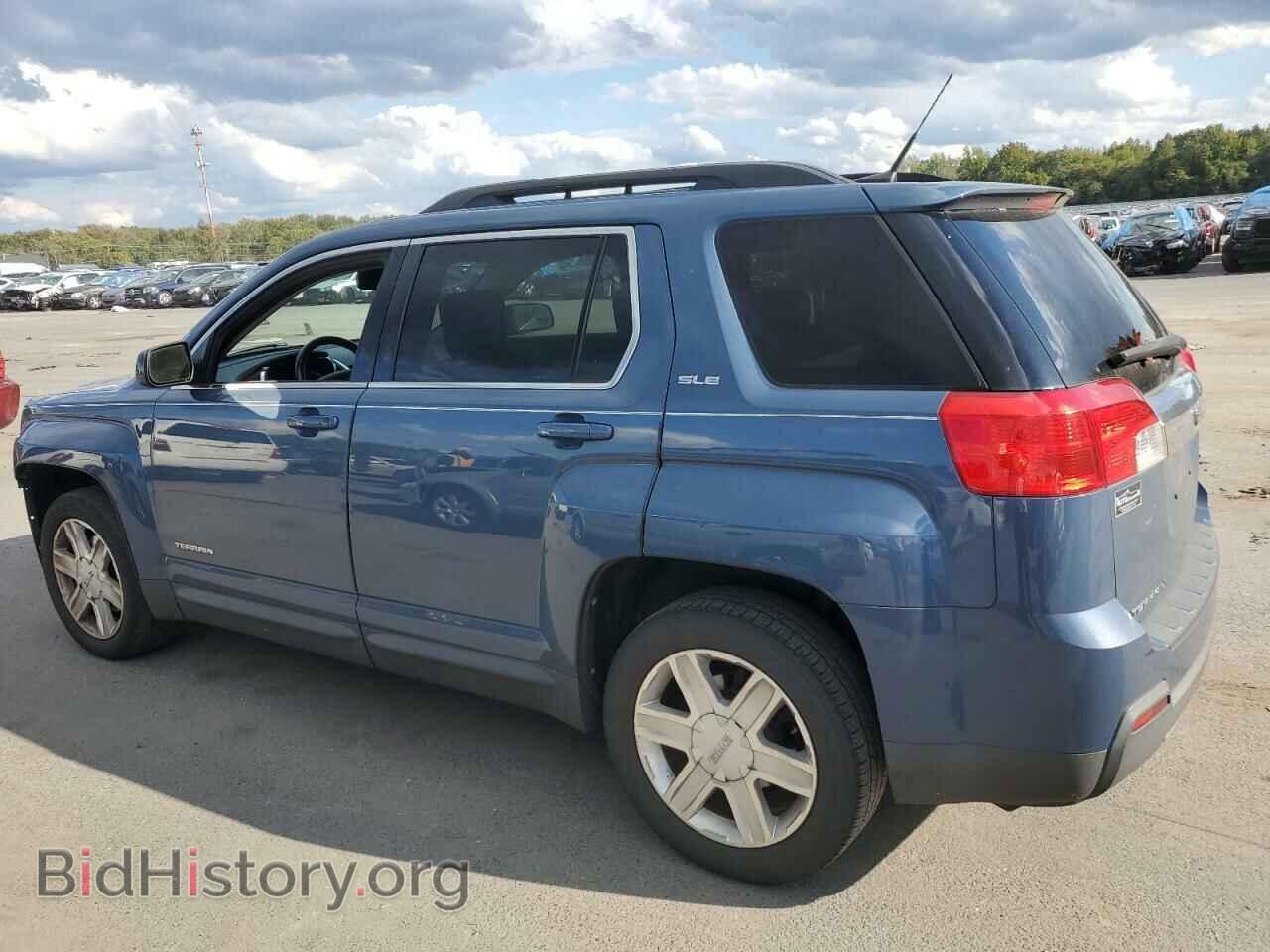 2011 GMC TERRAIN - VIN: 2CTALSEC8B6351974 - Фото 2