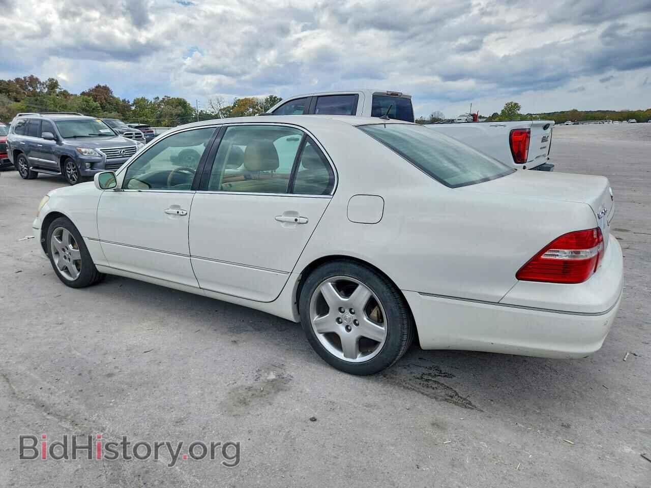 2005 LEXUS LS430 - VIN: JTHBN36F855024577 - Photo 2