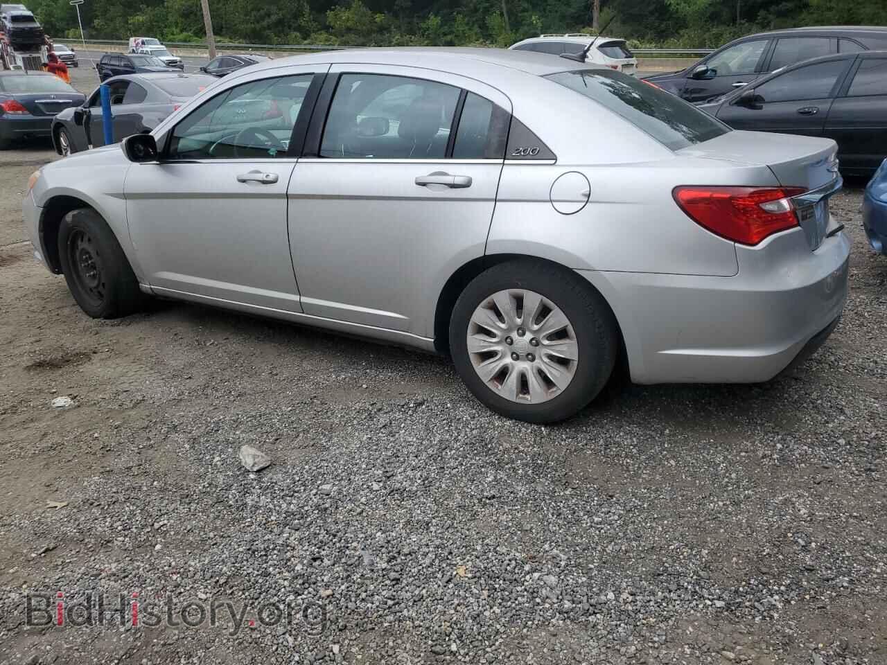 2012 CHRYSLER 200 - VIN: 1C3CCBABXCN281977 - Фото 2