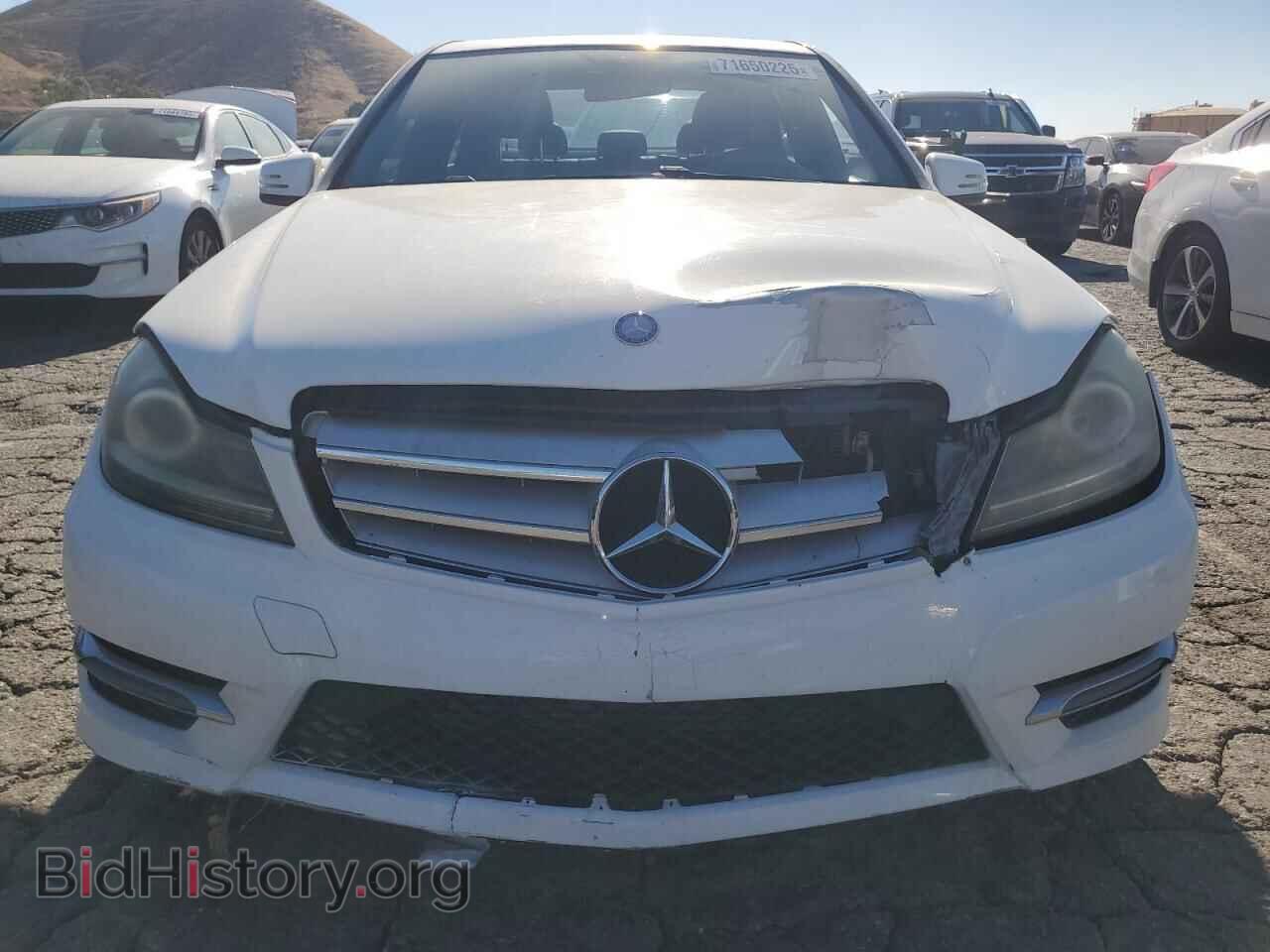 2014 MERCEDES-BENZ C-CLASS - VIN: WDDGF4HB7EA952365 - Фото 5