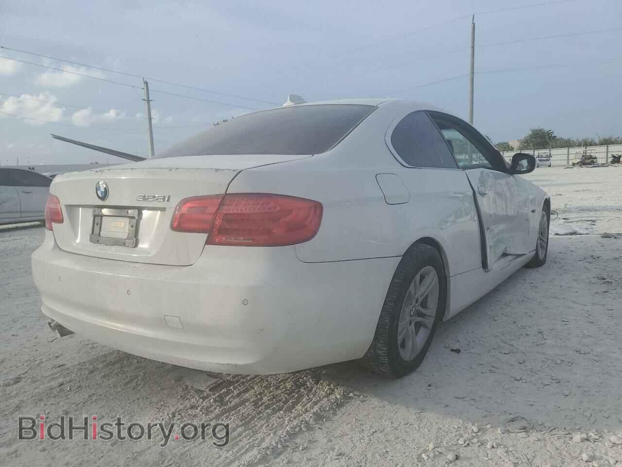 2012 BMW 3 SERIES - VIN: WBAKE5C56CE755740 - Фото 3