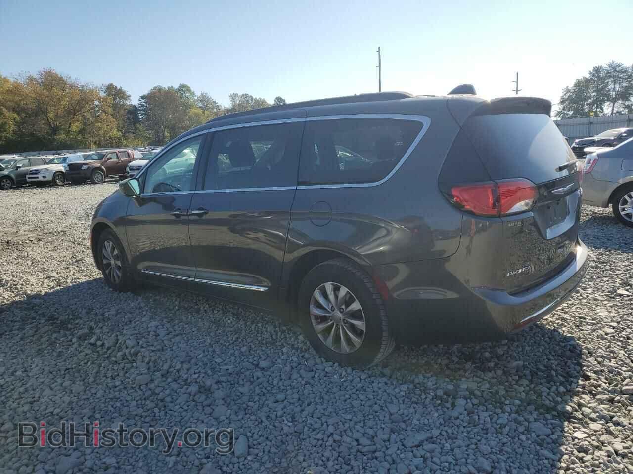 2017 CHRYSLER PACIFICA - VIN: 2C4RC1BG3HR745468 - Фото 2