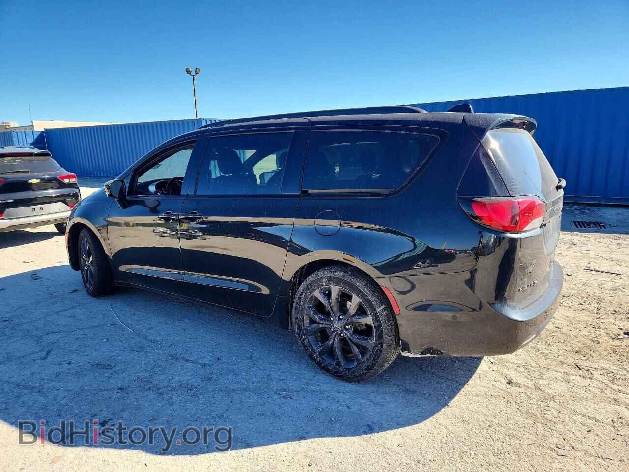 2019 CHRYSLER PACIFICA - VIN: 2C4RC1BG0KR548538 - Фото 2