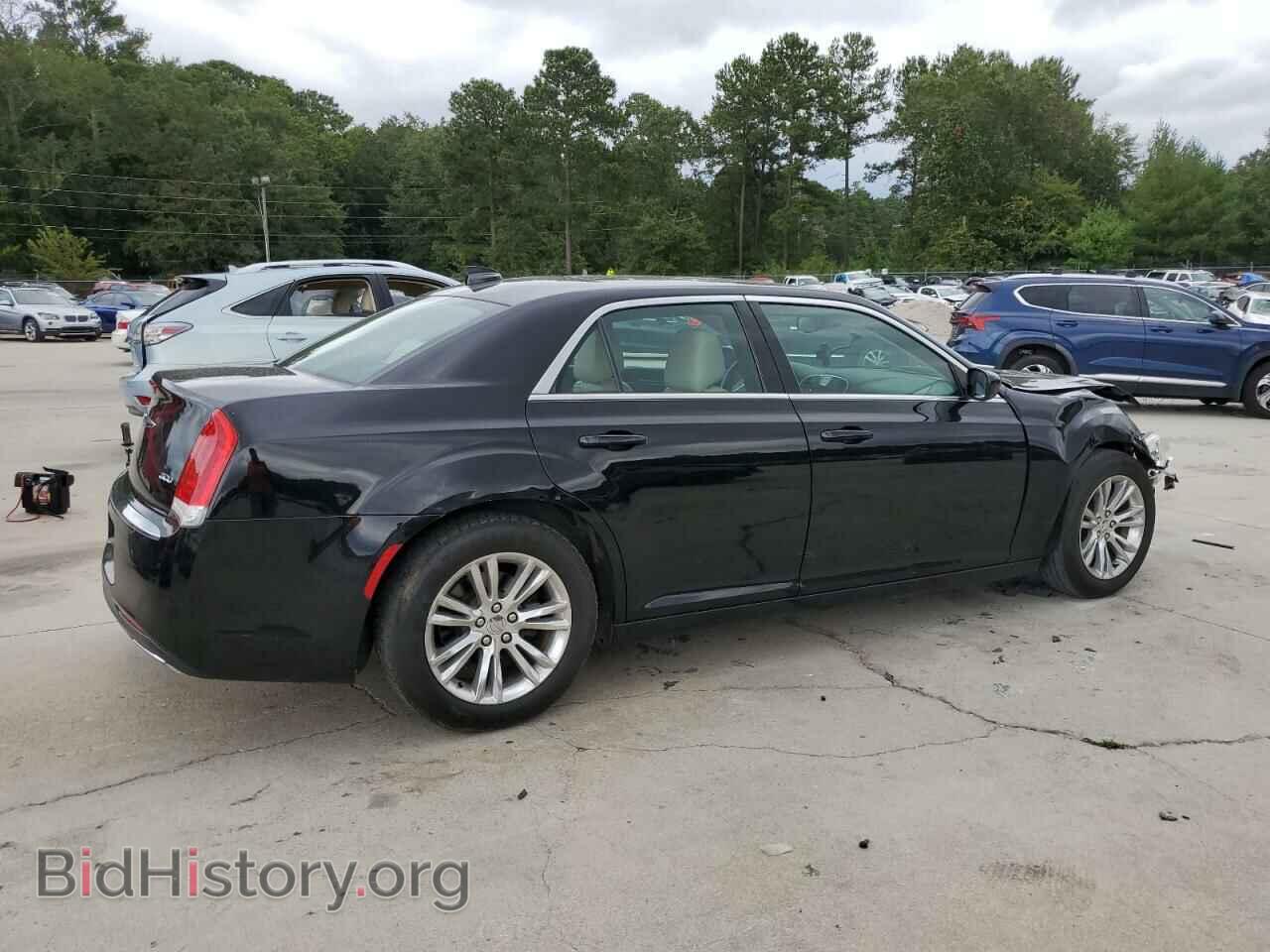 2017 CHRYSLER 300 - VIN: 2C3CCAAG2HH661899 - Фото 3