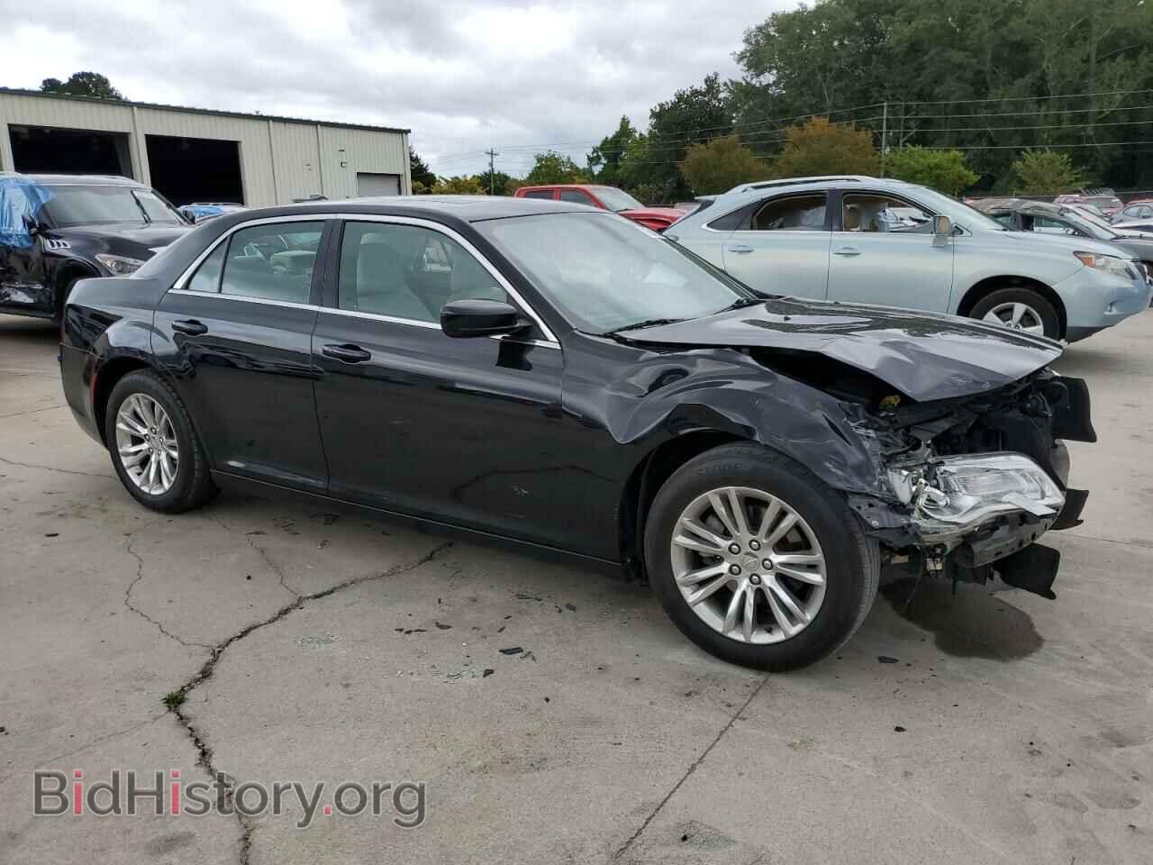2017 CHRYSLER 300 - VIN: 2C3CCAAG2HH661899 - Фото 4