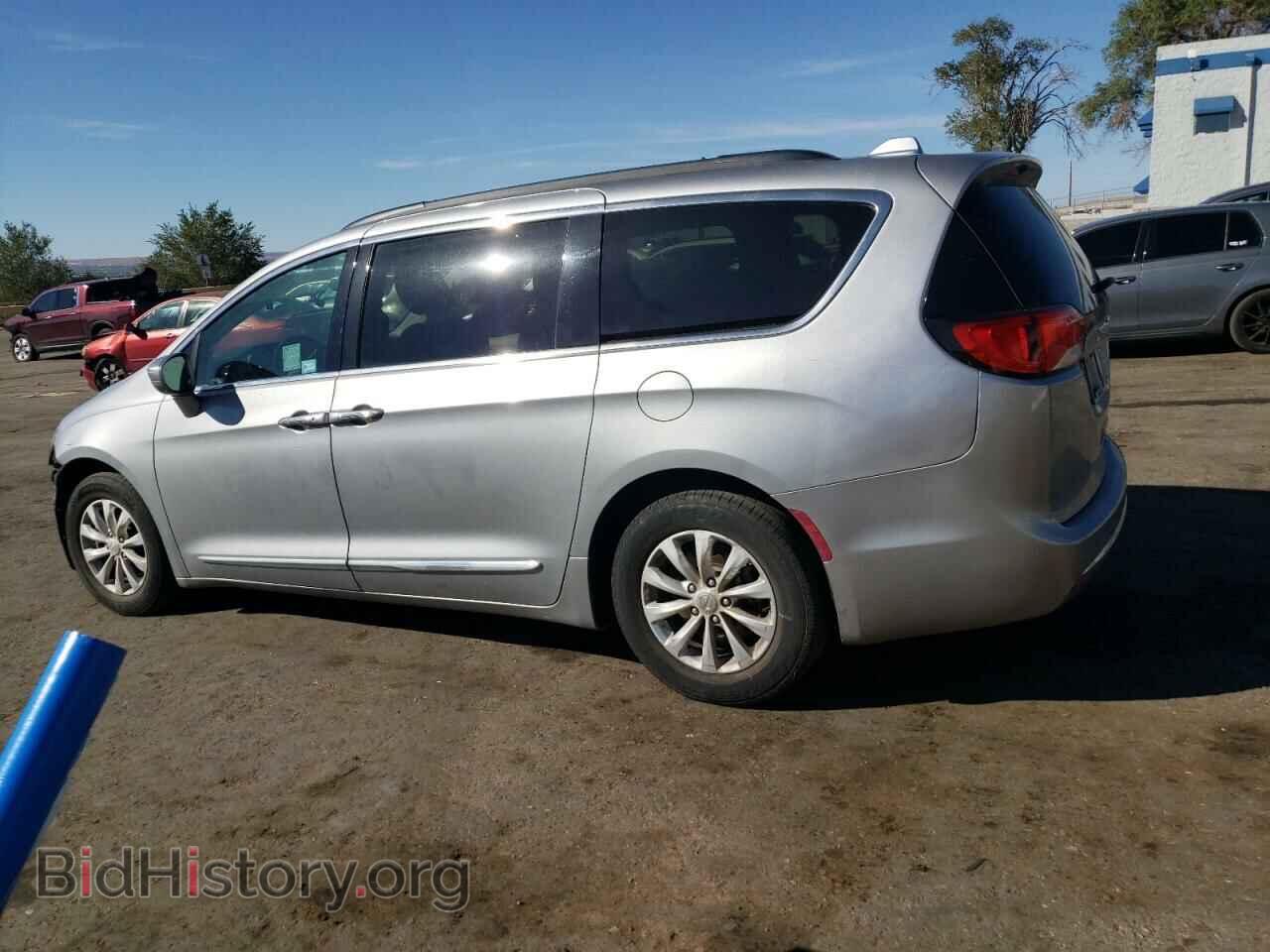 2017 CHRYSLER PACIFICA - VIN: 2C4RC1BG4HR530343 - Photo 2