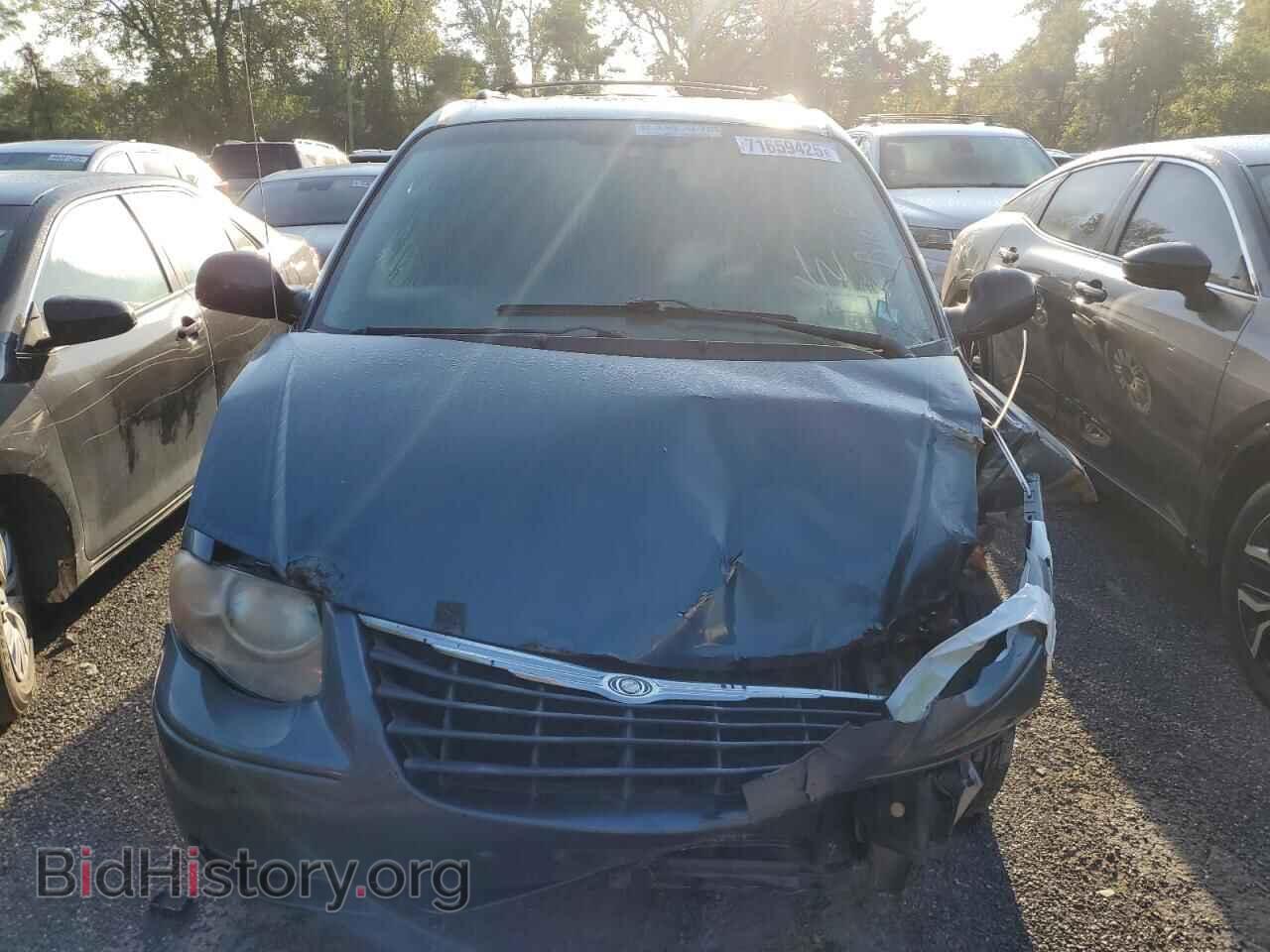 2005 CHRYSLER MINIVAN - VIN: 2C4GP44R45R236884 - Фото 5