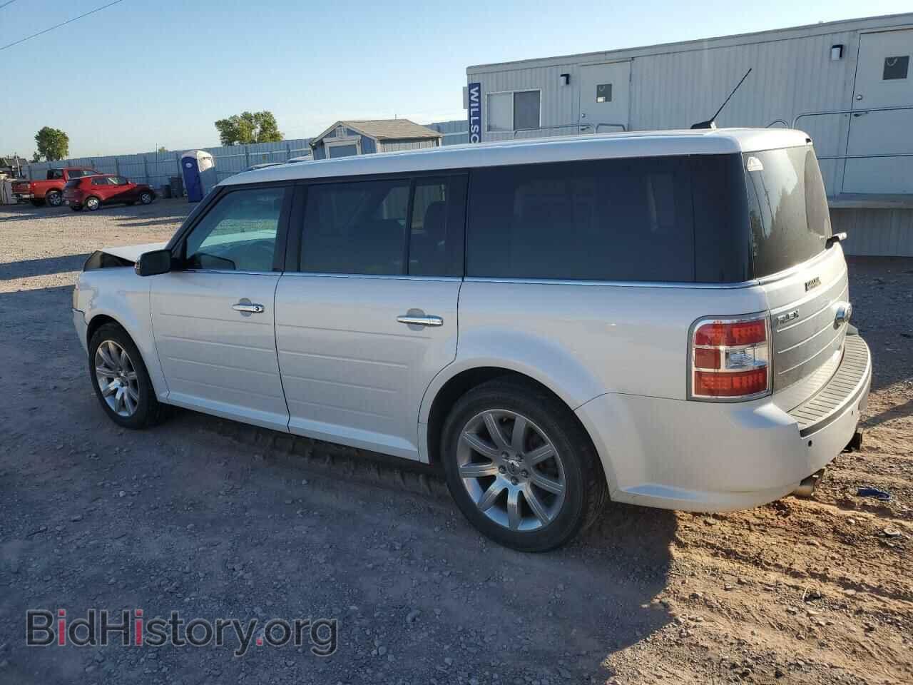 2011 FORD FLEX - VIN: 2FMGK5DC8BBD27205 - Photo 2