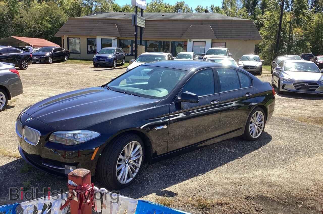 2011 BMW 5 SERIES - VIN: WBAFR9C58BC618032 - Фото 2