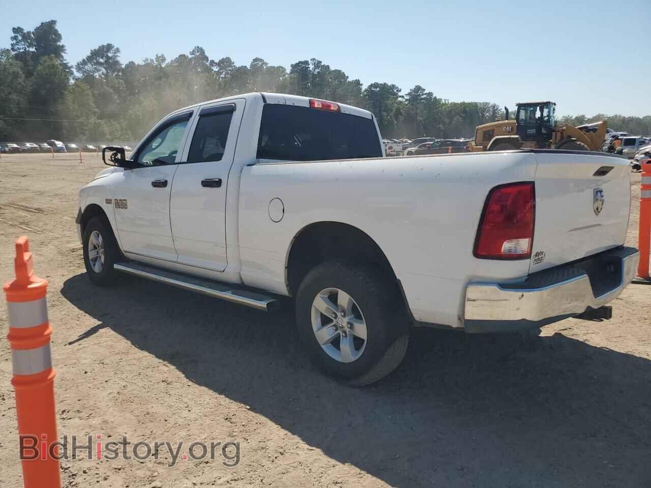 2018 RAM 1500 - VIN: 1C6RR6FT6JS317845 - Photo 2